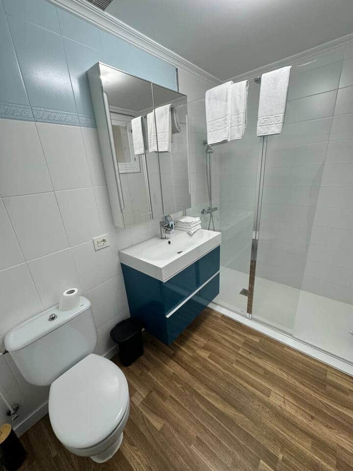 c0eb6fcd-40c3-4629-9d31-4197ab2ca347